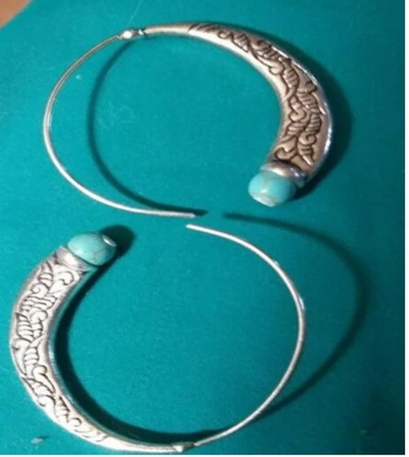 Женские винтажные тибетские серебряные серьги-кольца с зеленым камнем