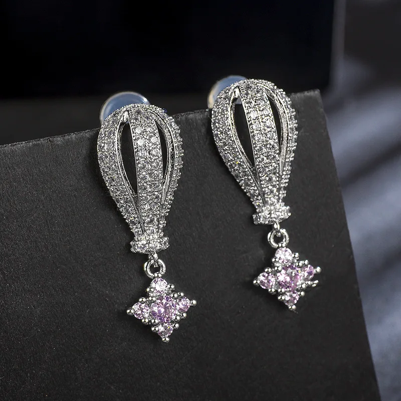 Мода AAA кубического циркония классический узел Стиль Полые сладкие Эффектные