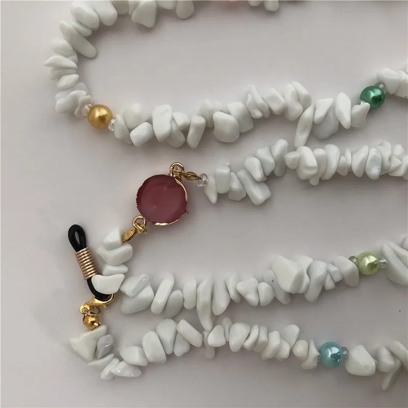 Цепочка для очков ручной работы с бусинами из Белого Натурального Камня шнур