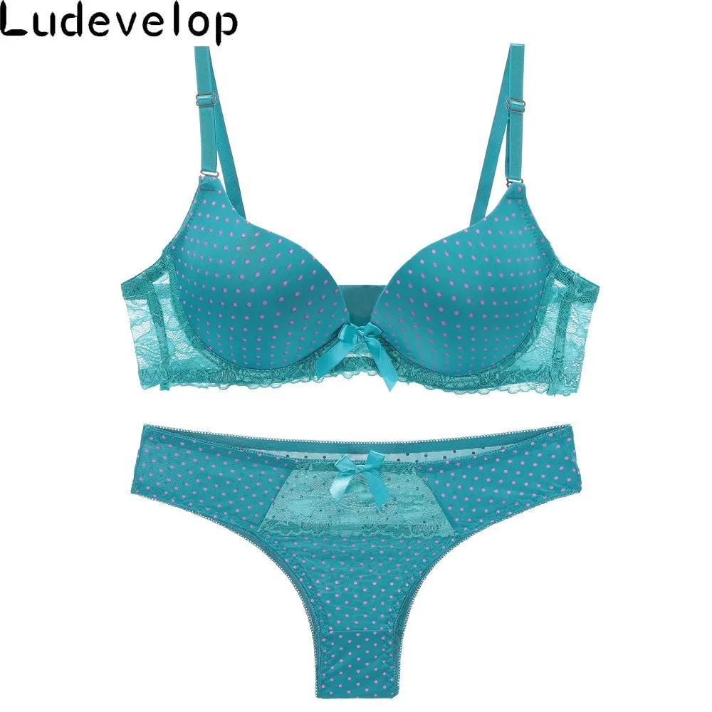 Комплект женского кружевного нижнего белья с чашками пуш ап|Комплекты белья| |