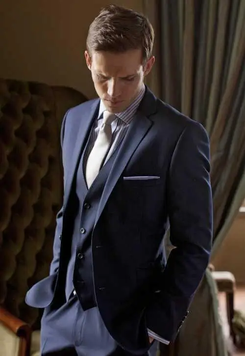 

Custom Made Two Buttons Navy Blue Groom Tuxedos Notch Lapel Groomsmen Mens Wedding Suits ( jacket+Pants+vest+tie)