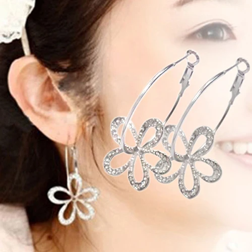 Новый и популярный! Женские модные милые серьги кольца с отверстиями цветок