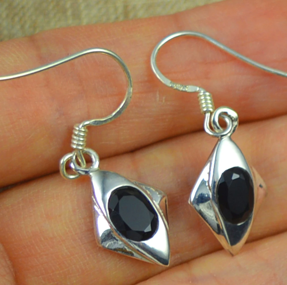

LoveGem Genuine Black Onyx EARRINGS 925 Sterling Silver, 31 mm, AE0190