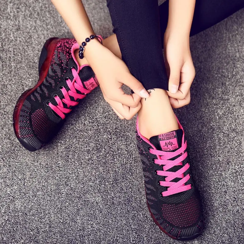 

Breathable casual shoes Women vulcanized shoes 2019 new fashion woman lighted comfortable sports women sneakers zapatos de mujer