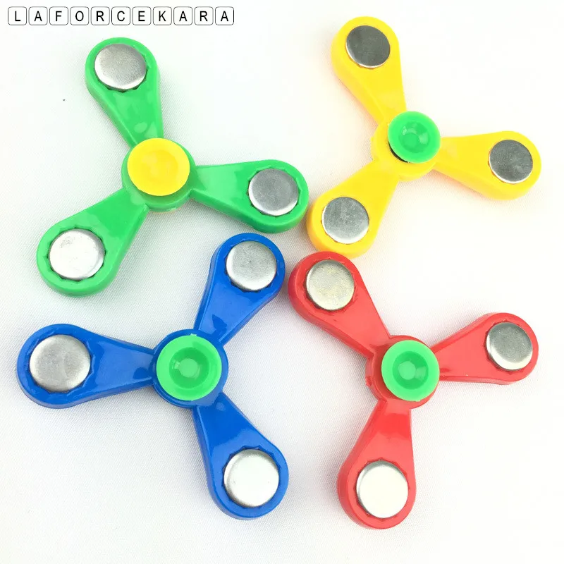 2017 ручной Спиннер треугольный гироскоп палец Пластик для повседневного