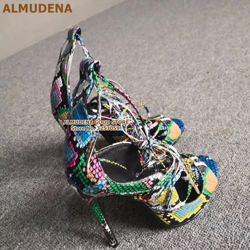 ALMUDENA/фабричные босоножки на высоком тонком каблуке под змеиную кожу с