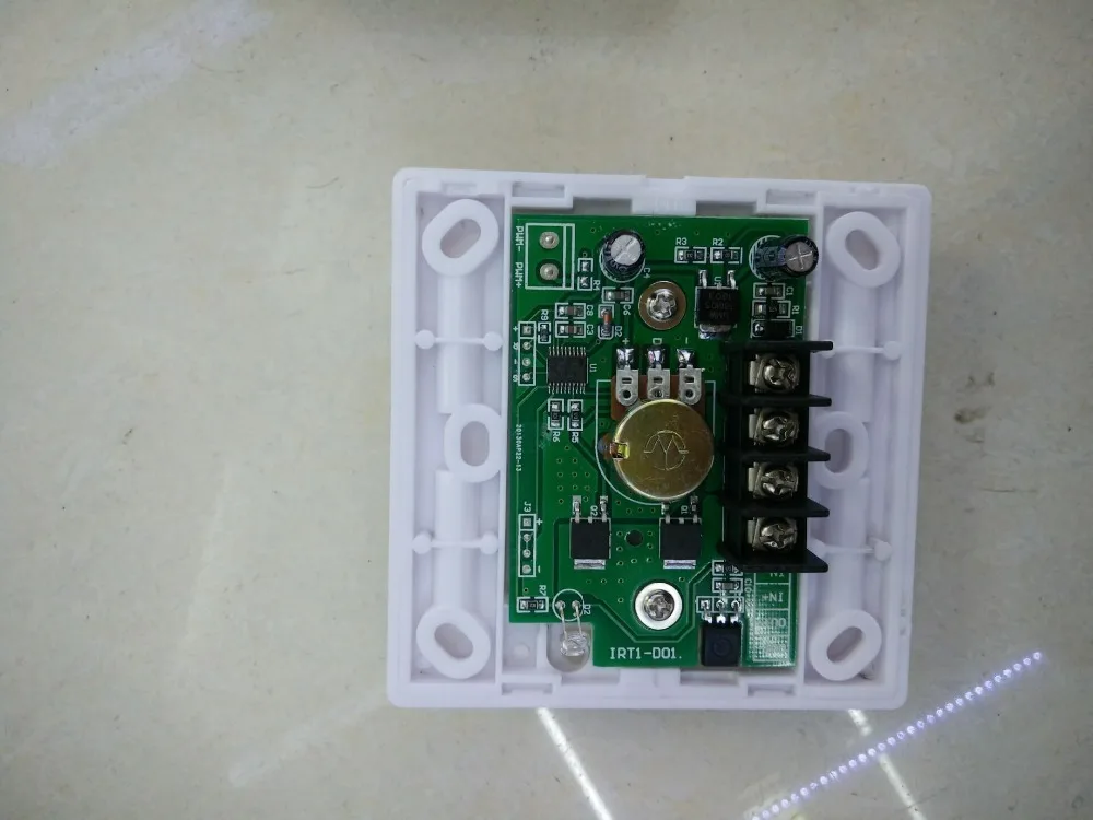 DC12V-24V 18A светодиодные полосы света переключатель Диммер Яркость Регулируемый