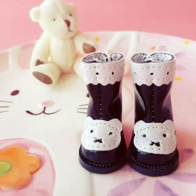 Black and whtie 1 пара 1/6 с милым медведем; резиновые сапоги; галоши резиновые кукольная обувь для Blyth Pullip Барби Licca Момоко кукла azone аксессуары - Цвет: Black and whtie