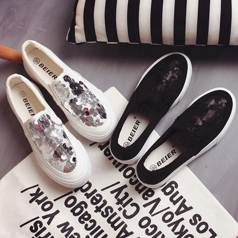 Блестящие белые туфли ручной работы Женские дышащие лоферы с кружевом