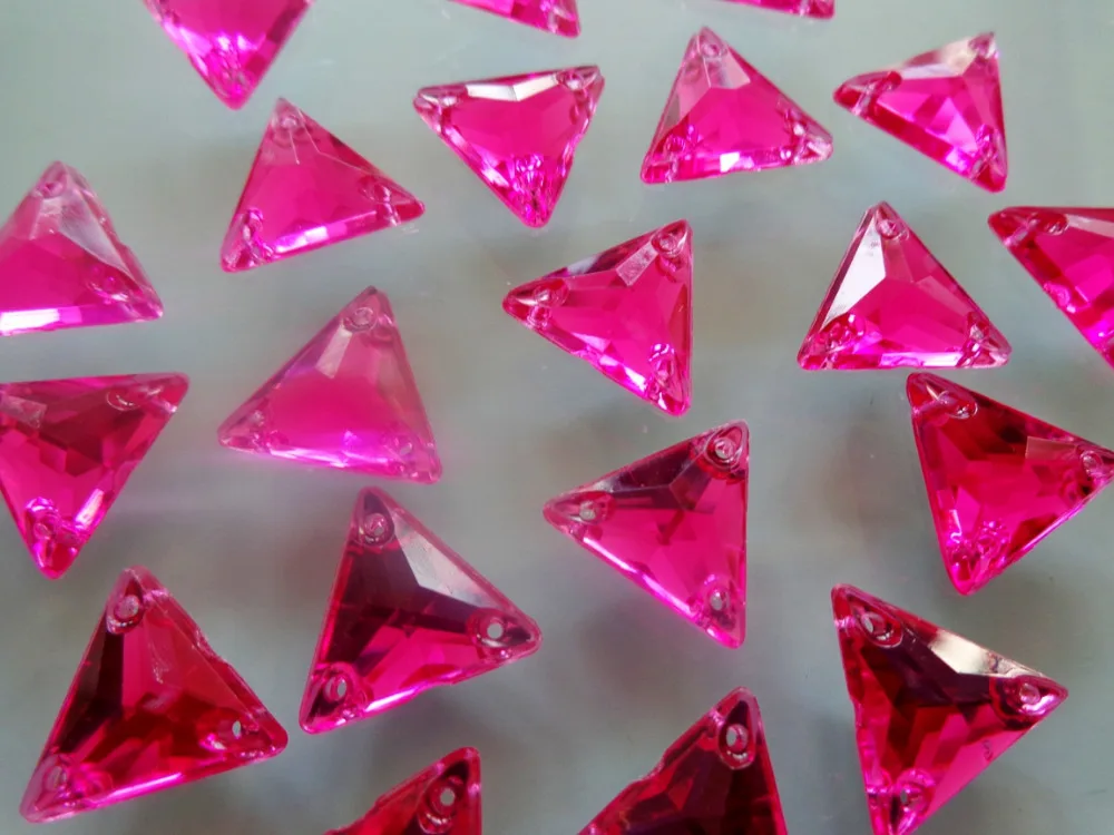 Высокое качество розовый красный цвет треугольная форма 12 мм пришитые