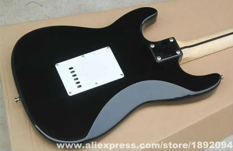 Lisa Music 2018 New Eric Clapton Signature BLACK Guitarra Maple fretboard electric guitar free shipping | Спорт и развлечения