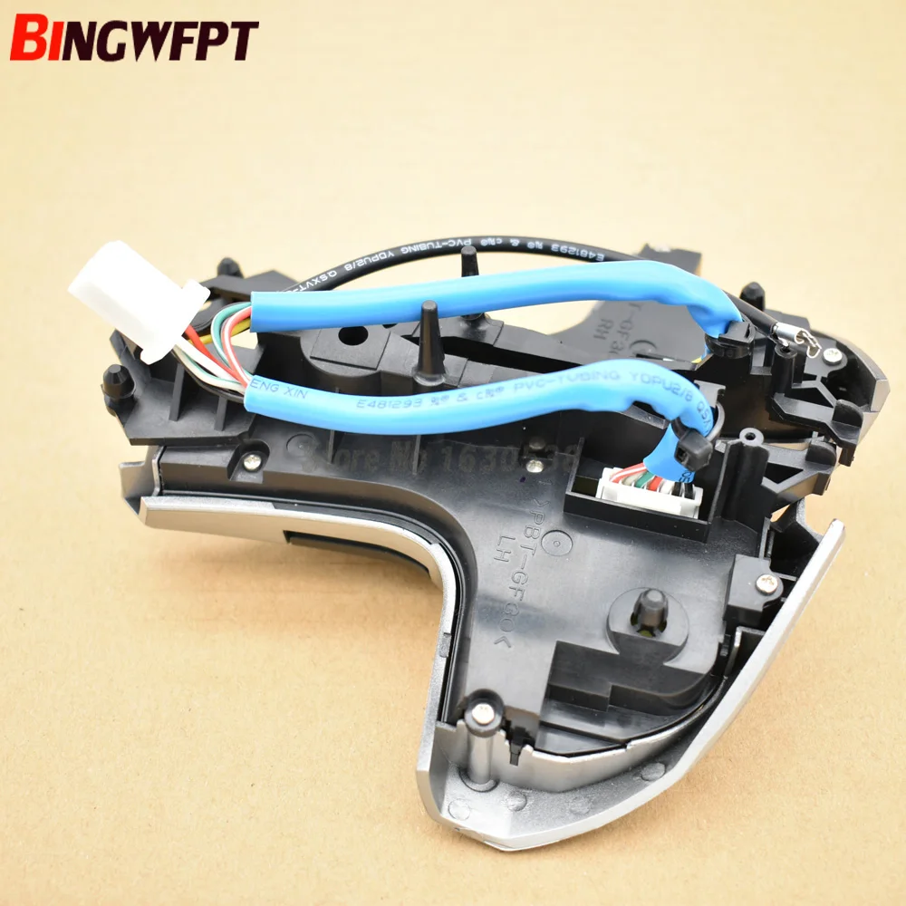 Рулевое колесо аудио кнопка управления для Toyota Camry Highlander Hilux Corolla Innova 84250-0E260 842500E260
