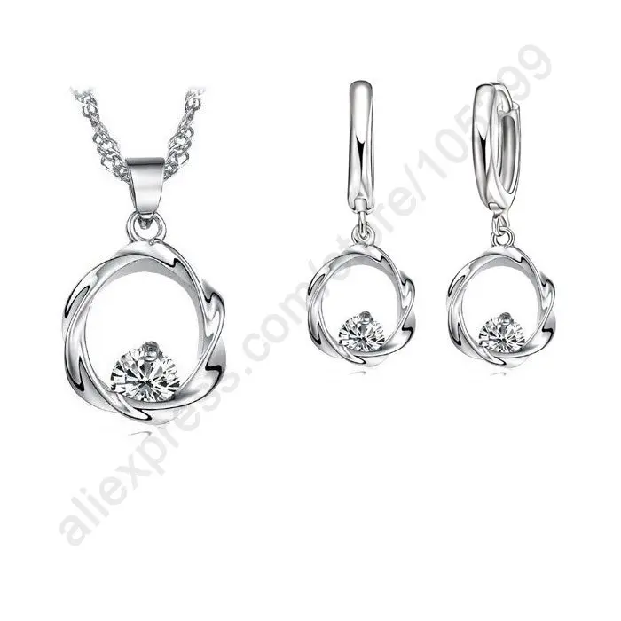 

Серьги и подвески женские из серебра 925 пробы с фианитами