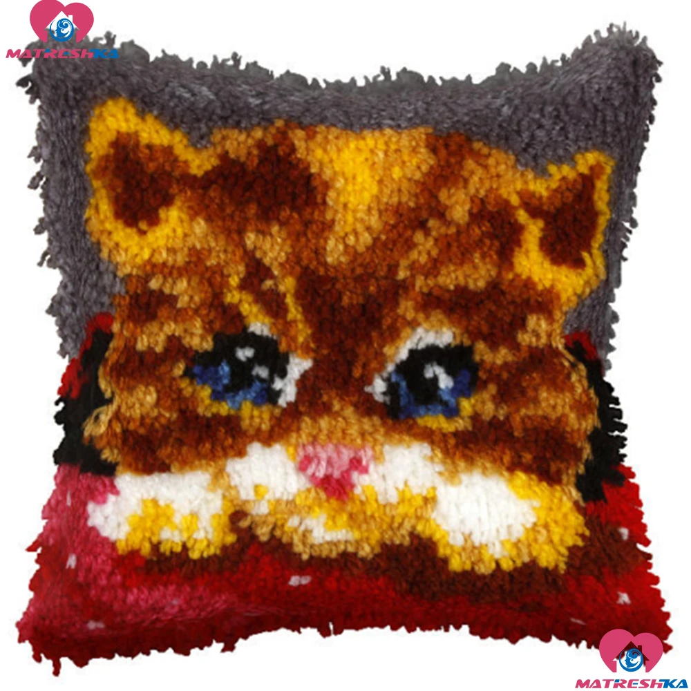 

Latch Hook Cushion Kit Pillow Do it yourself Foamiran for crafts Cross Stitch pillow CAT Crocheting Embroidery Cushion Animal
