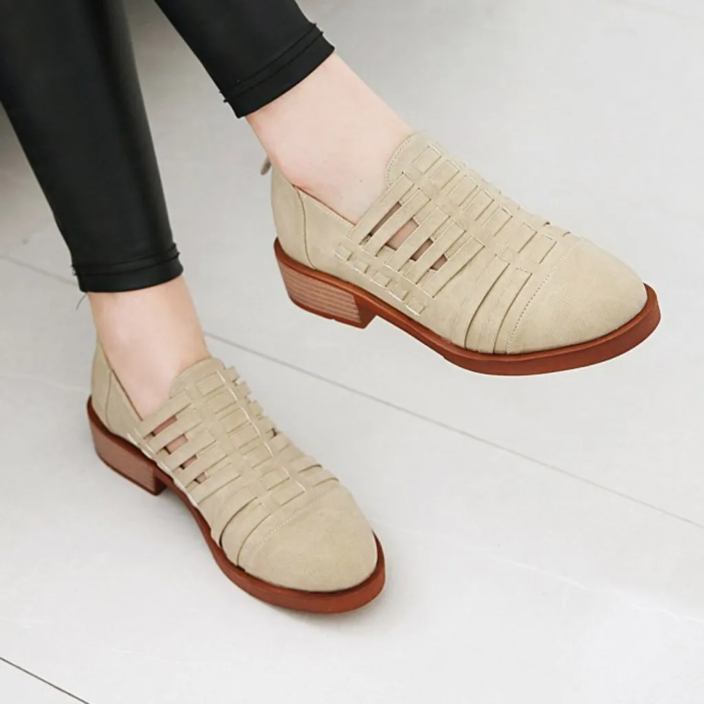 Женская обувь на квадратном каблуке с перфорацией массивном Удобная из мягкой