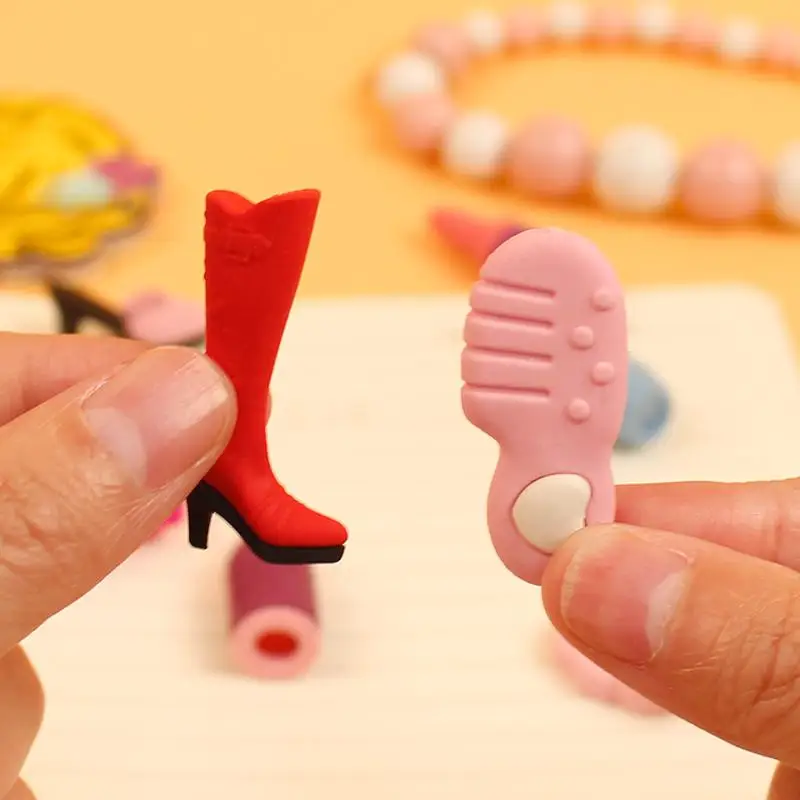 

8Pcs/set Kawaii Cute Rubber Princess Makeup Eraser bag Lipstick Removable Rubbers Borracha Gomas De Borrar Girl Gift Stationery