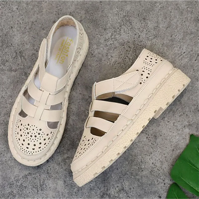 Сандалии 2019 Новые женские сандалии без каблука с круглым носком полые