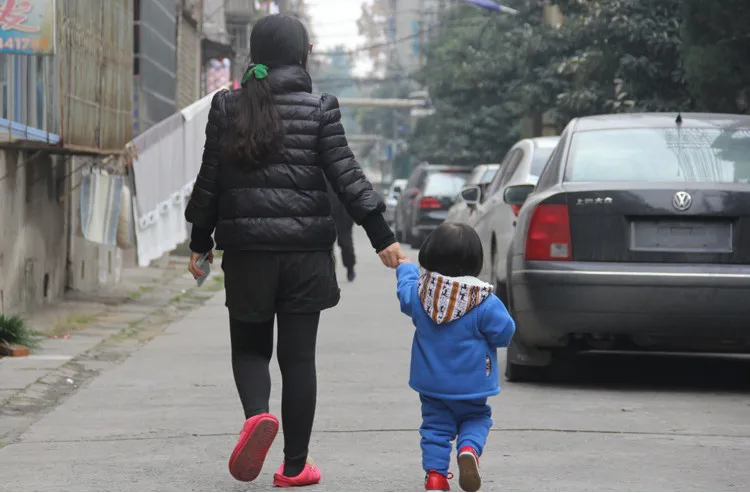 1-5 Лет Дети Плюс Бархат 3 шт. Костюмы, зимняя Одежда Для Детей Палевый детская Спортивный Костюм Мальчиков И Девочек Одежда