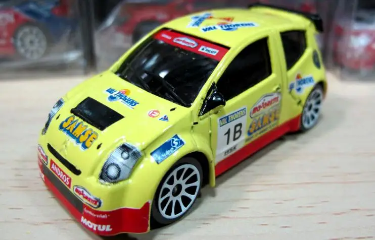 6 Высокая моделирования Renault, ≥got, toyota corolla, subaru гоночная модель, 1: 64 модели автомобилей из сплава, металлические литья, игрушечный автомобиль - Цвет: 6
