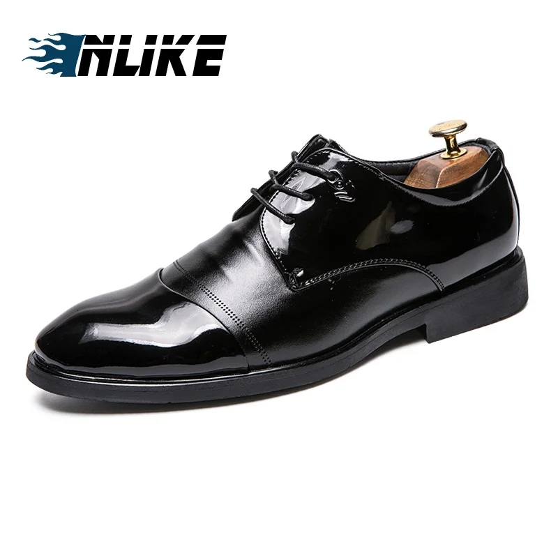

INLIKE Pointed Toe Patent Leather Shoes Men Black Wedding Oxfords Men Shoes Luxury Glitter Mens Dress Formal Shoes