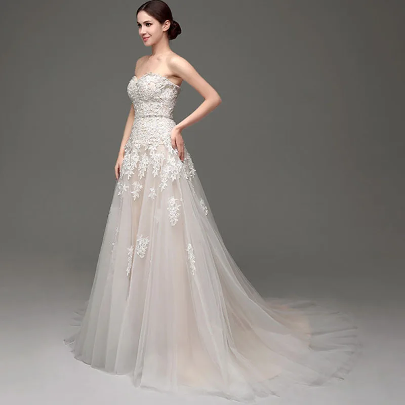 Новое модное ТРАПЕЦИЕВИДНОЕ свадебное платье без бретелек из тюля с кружевной