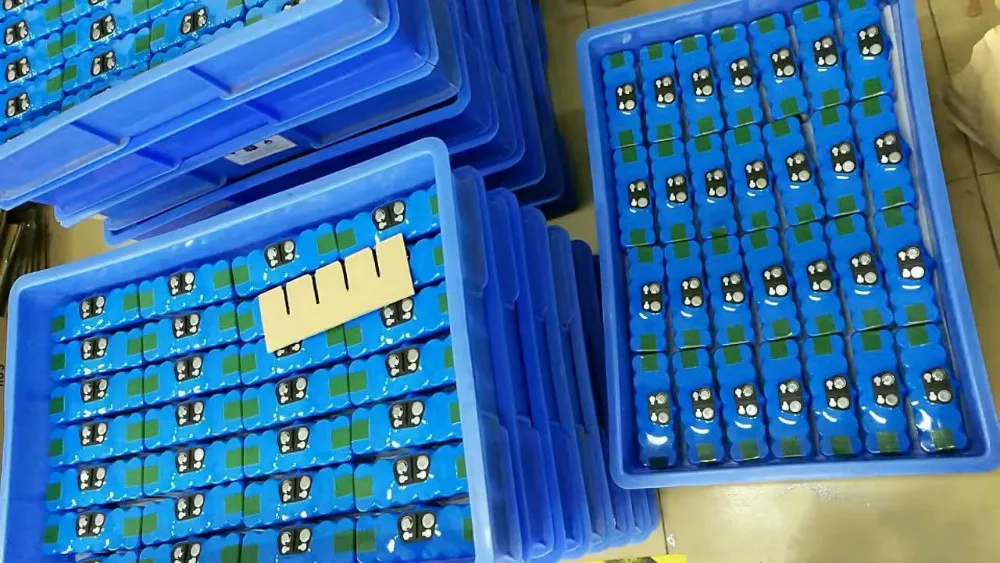 

Wholesale Powerful 6000mAh Ni-MH Battery Replacement for Authentic iRobot Roomba 500 600 700 Series 555 595 620 630 650 660 790