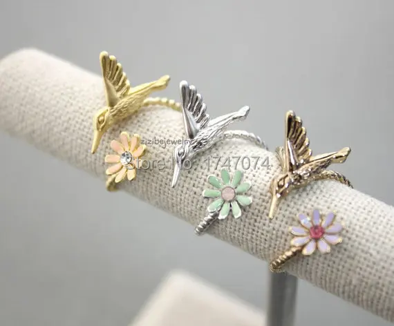 Регулируемое кольцо с птицами и животными золотистого/серебристого цвета модные