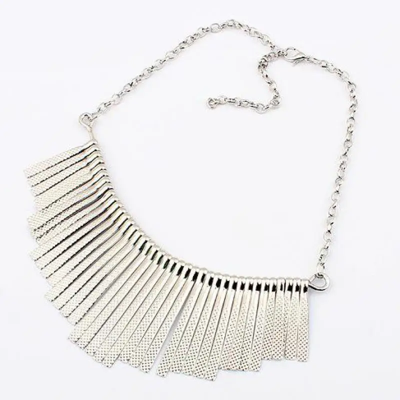 Женское колье с кисточками массивное ожерелье чокер винтажная бижутерия в стиле