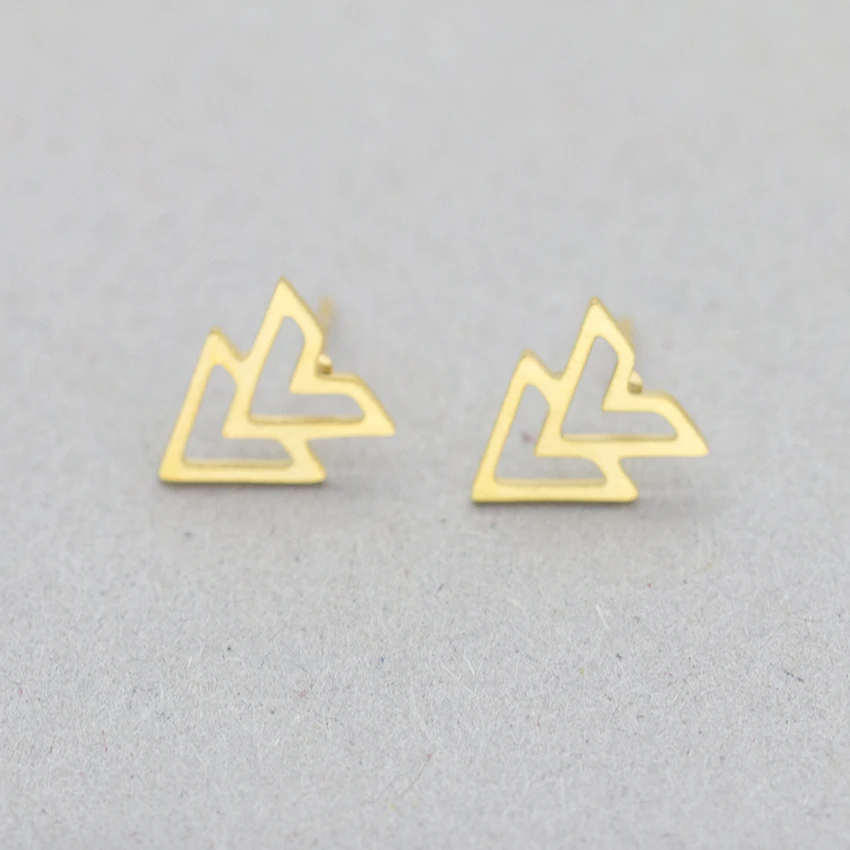 Великолепная сказка Нержавеющая сталь Arrow Stud earring 2017 Для женщин jewelry Винтаж цвет