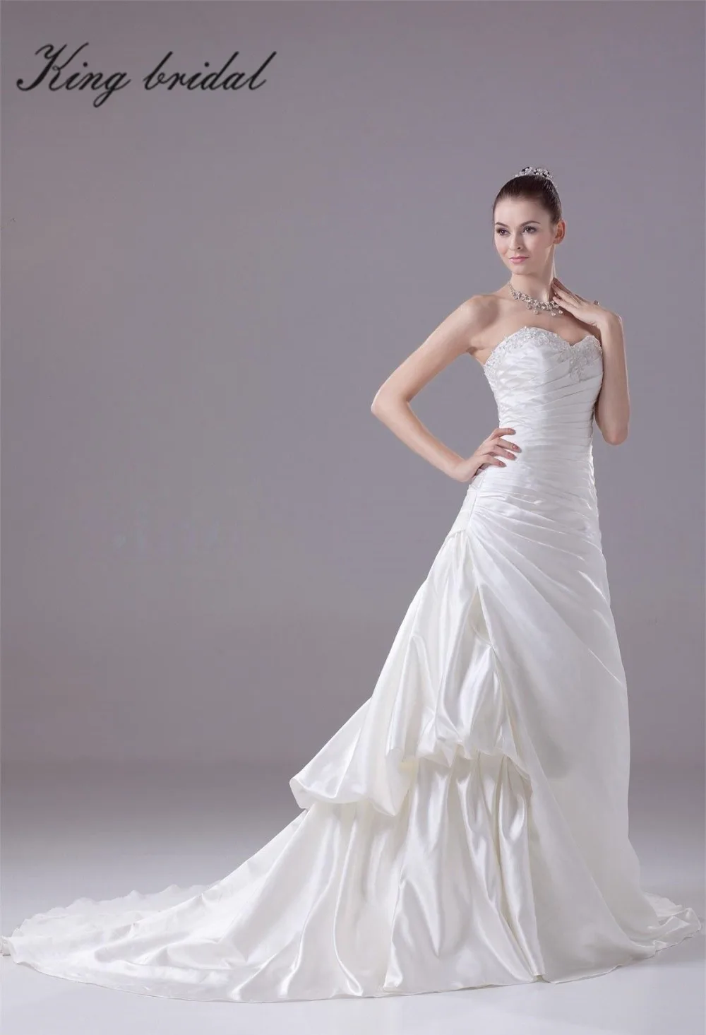 Аппликация Line Милая Суд Поезд Атласная Свадебное Платье 2017 Белый шнуровке