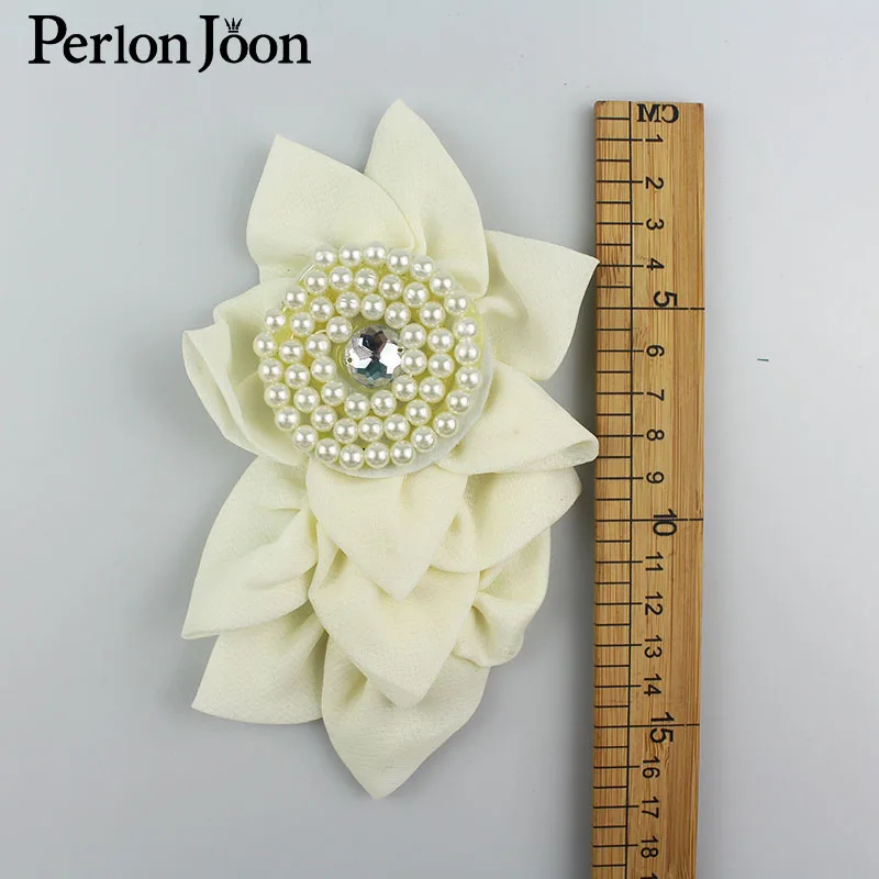 1 PCS Hot white pearl beaded leaf chiffon fabric Epaulette handmade craft sew on clothing hat decoration SG015 | Дом и сад