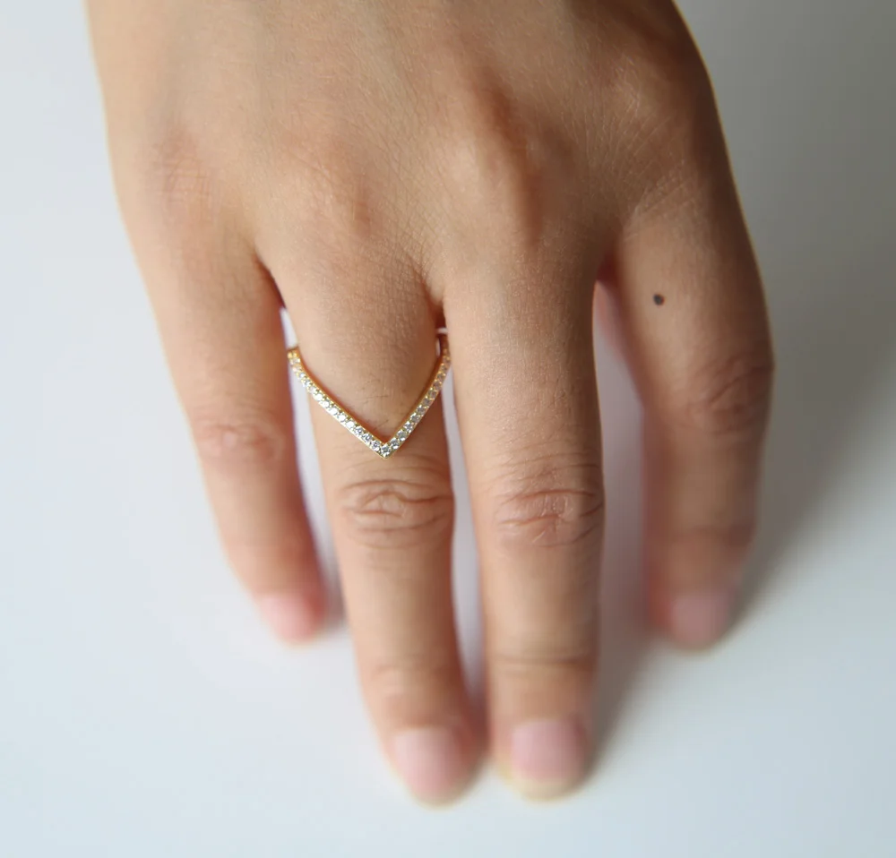 Женское Обручальное кольцо с короной золотистого CZ и блестящим цирконием Anel Feminino