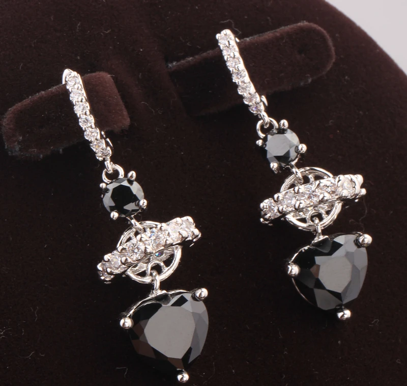 Элегантный сердце черный оникс белый кубического циркония стерлингового