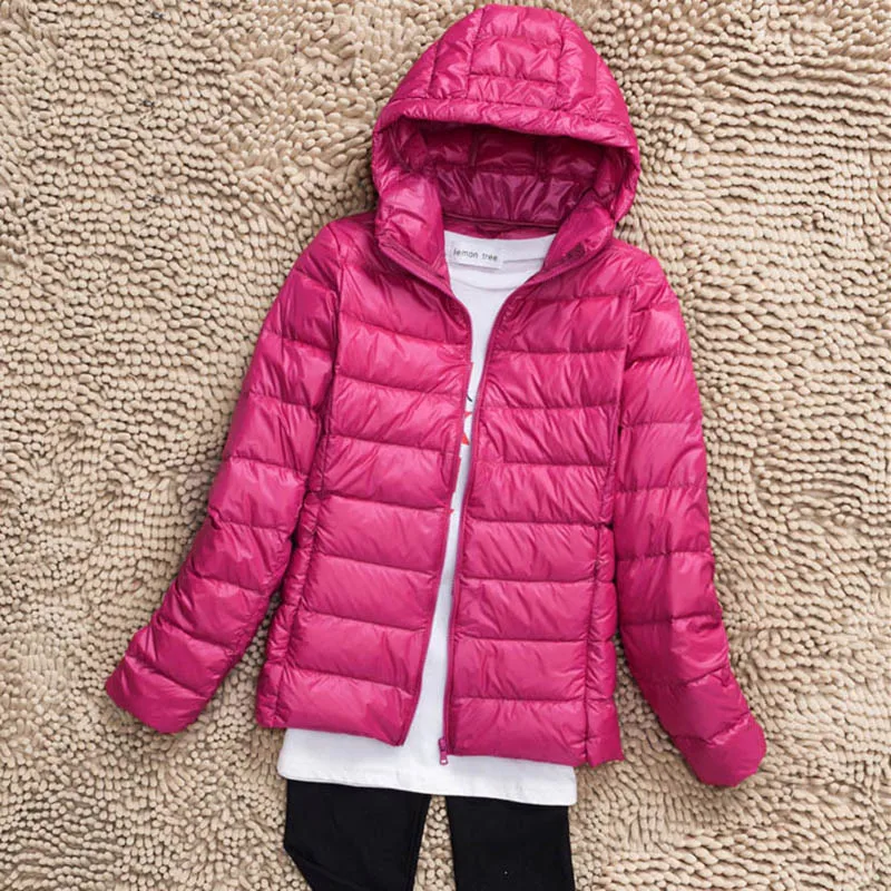 Женский ультра легкий пуховик теплая зимняя парка с капюшоном на осень и зиму