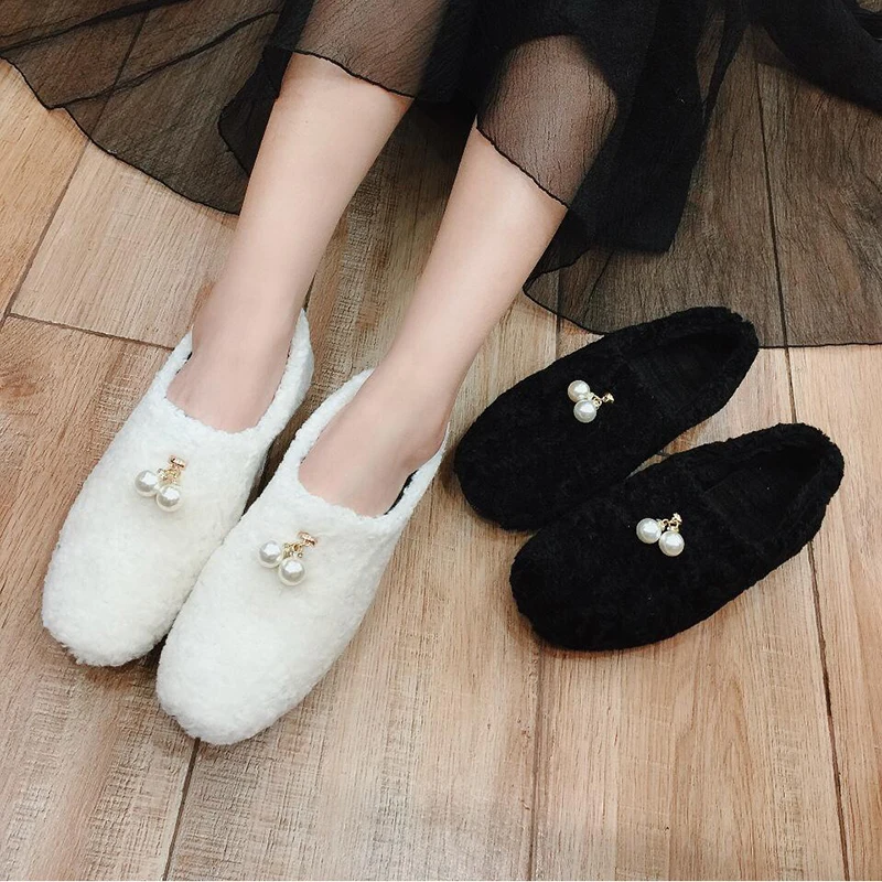 Теплая обувь с большим жемчугом популярные женские повседневные Мокасины из