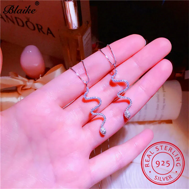 

Real s925 Sterling Silver Snake Pendant Wave Necklaces For Women White Zircon Bridal Wedding Clavicle Necklace Fine Jewelry
