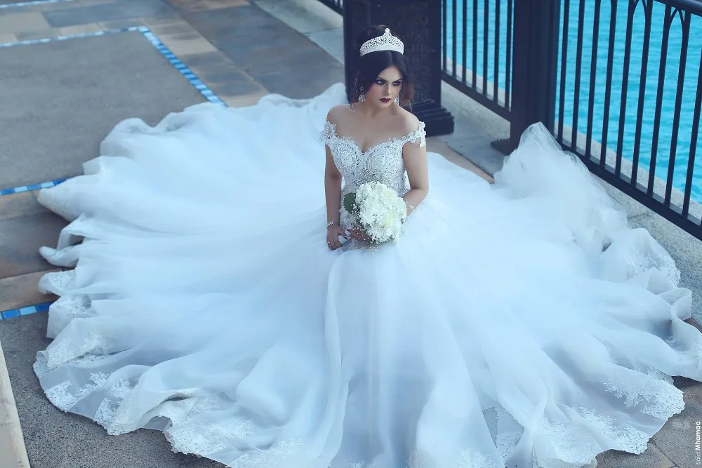 Платье de novias 2017 Саудовская Арабский Бальное платье Свадебное с бусы С Плеча