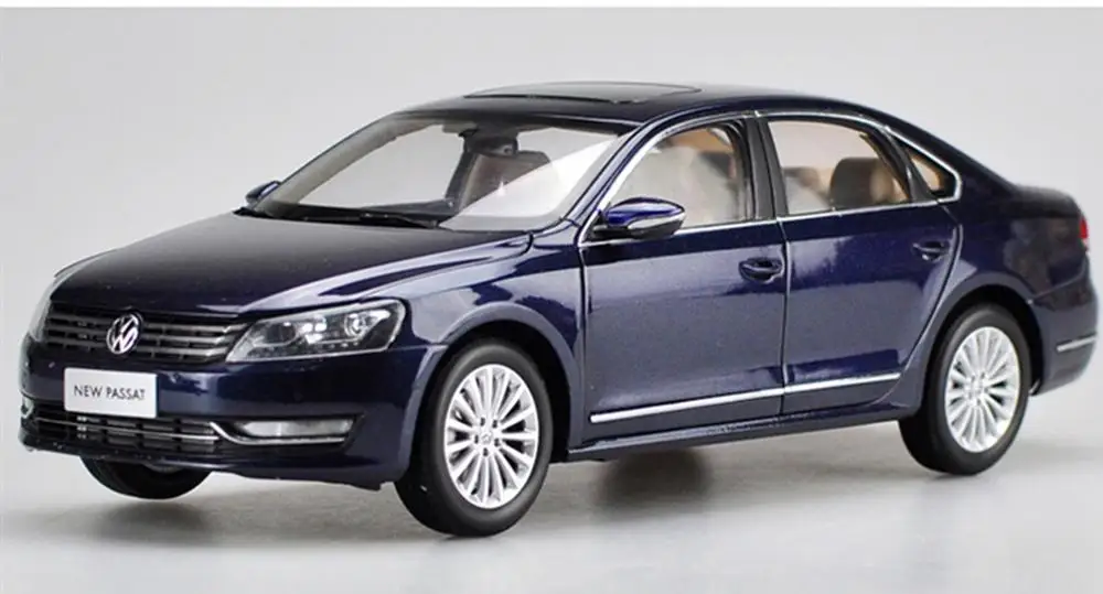 1/18 Масштаб Volkswagen VW Passat 2011 Синий литой под давлением модель автомобиля коллекция игрушек подарок