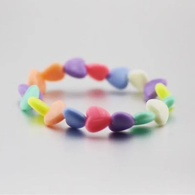 

100pcs Children handmade Creative DIY toys Handmade beads Wear beads Woven toys Heart beads Handicraft accessories