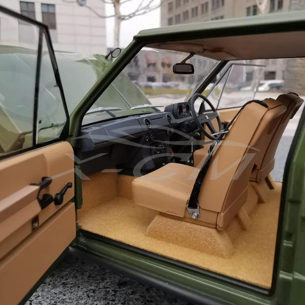 Diecast модель автомобиля почти реальные 1970 1:18 (зеленый) + маленький подарок!| |