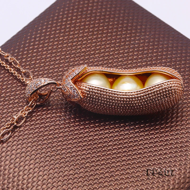Pea Pod Pendant Perfect 10.5mm Gold Round Freshwater Pearl Necklace | Necklaces