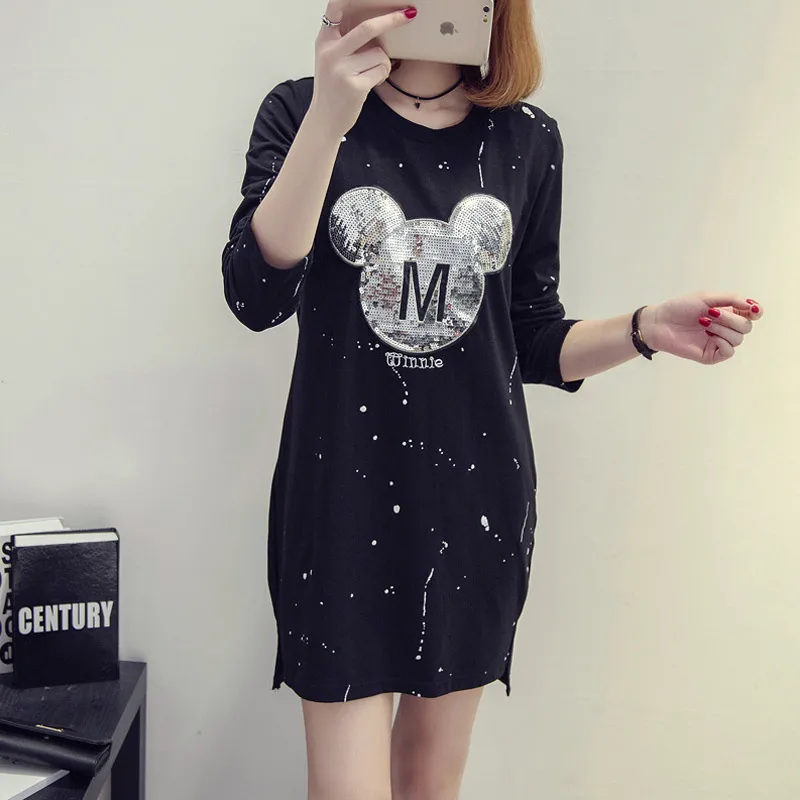 Платье-рубашка большого размера с принтом в горошек и героями мультфильмов