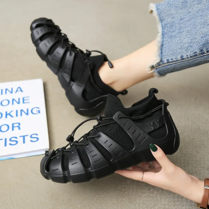 Женские сетчатые кроссовки повседневные дышащие на плоской подошве белые черные