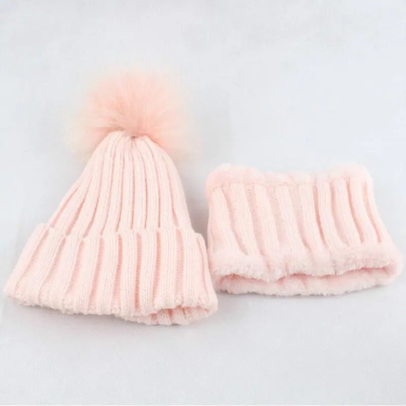 pink Толстая теплая детская вязаная шапка, шарф, комплект, однотонная зимняя шапка с помпонами из натурального меха, комплект для маленькой девочки, меховая шапка, шапка, комплект для защиты шеи - Цвет: pink