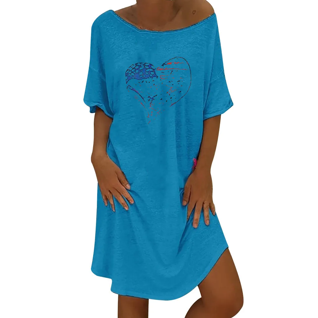 Свободное однотонное мини платье с короткими рукавами и широким воротником