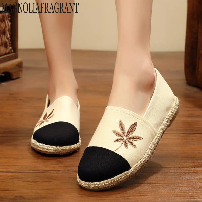 Новинка весна лето 2019 маленькие белые туфли корейские на плоской подошве с