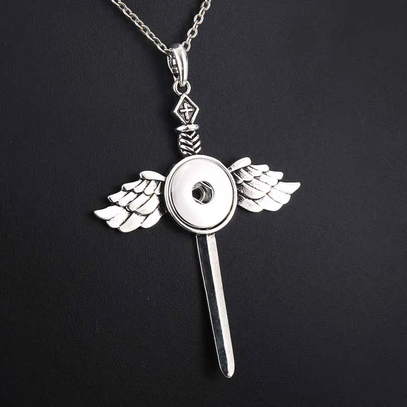 

New Snap Jewelry Simple Wings Cross 18mm Snap Button Necklace with 60cm Chains Snap Pendant Necklace for Women Necklaces 9836