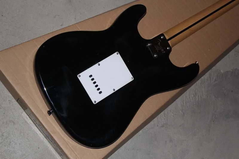 Заводская цена оптовая продажа пользовательские тела SSS Stratocaster с synchronizec тремоло F