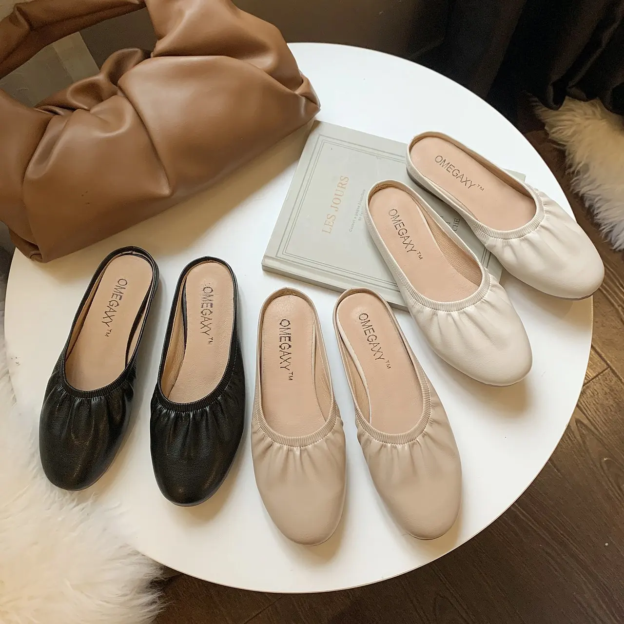 

2021 early spring new simple flat-bottomed Baotou half slippers female Korean casual footwear women's shoes