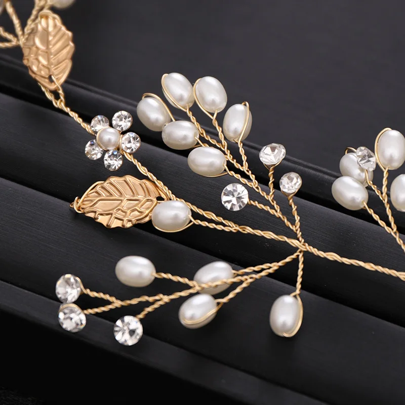 Модный свадебный аксессуар для волос в виде золотого листа и жемчуга |